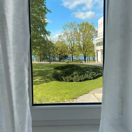 Luxurious 68m2 2br 3-room River View In The Heart Of Διαμέρισμα