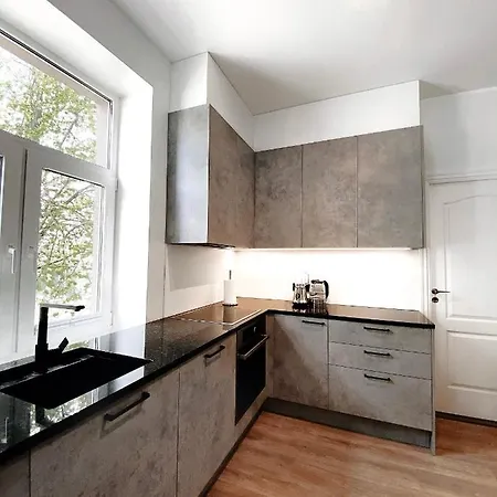 Luxurious 68m2 2br 3-room River View In The Heart Of Διαμέρισμα Παρνού