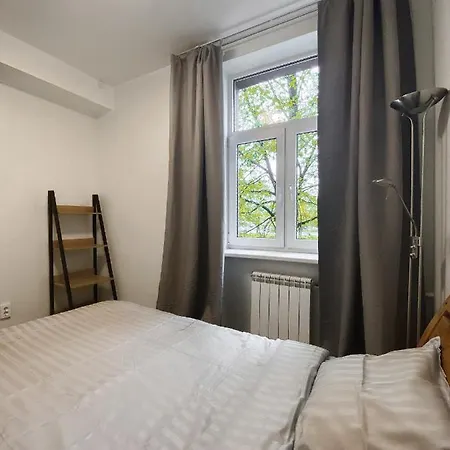 Διαμέρισμα Luxurious 68m2 2br 3-room River View In The Heart Of