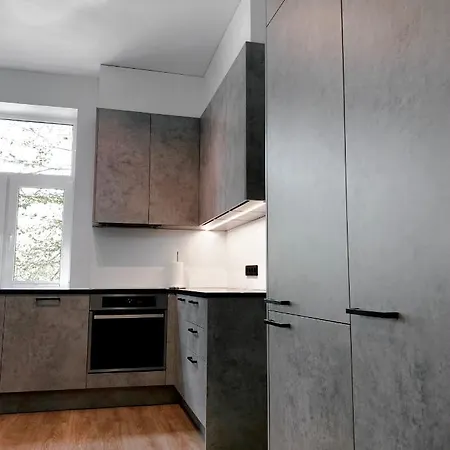 Апартаменты Luxurious 68m2 2br 3-room River View In The Heart Of Пярну